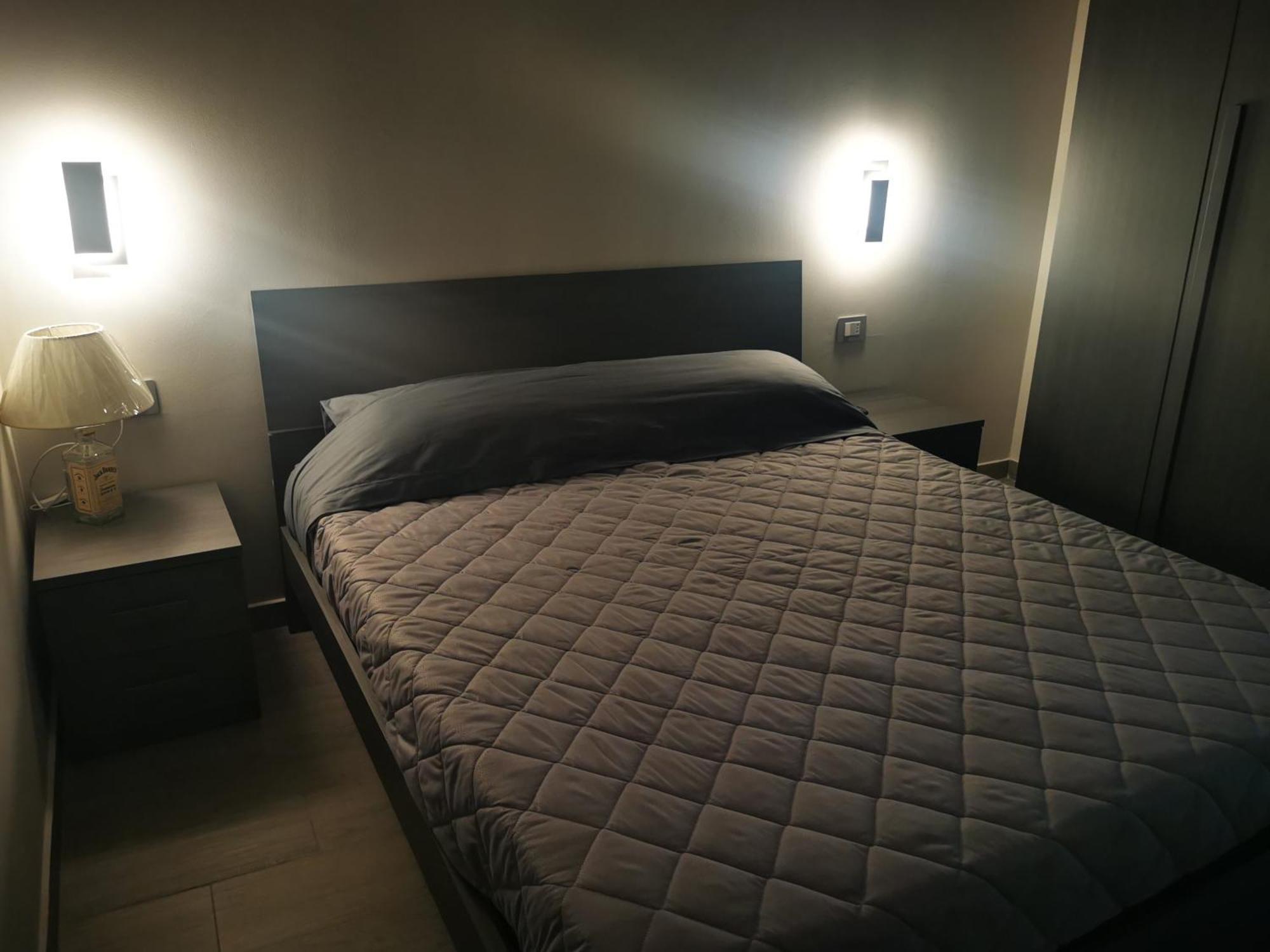 Royal House Apartment Катания Екстериор снимка