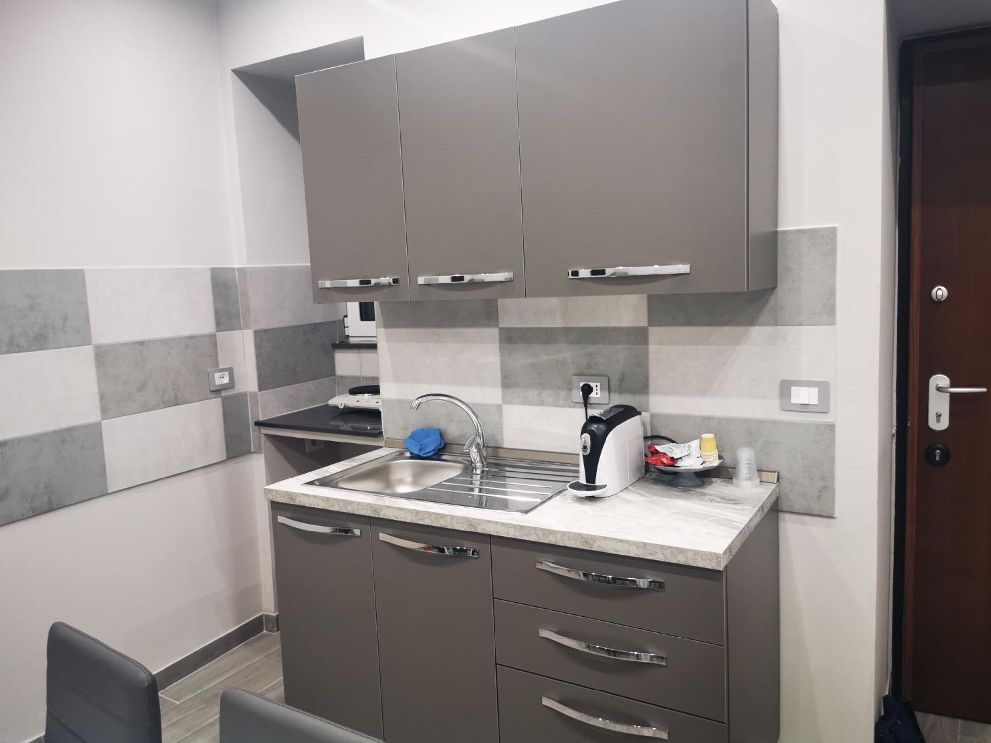 Royal House Apartment Катания Екстериор снимка