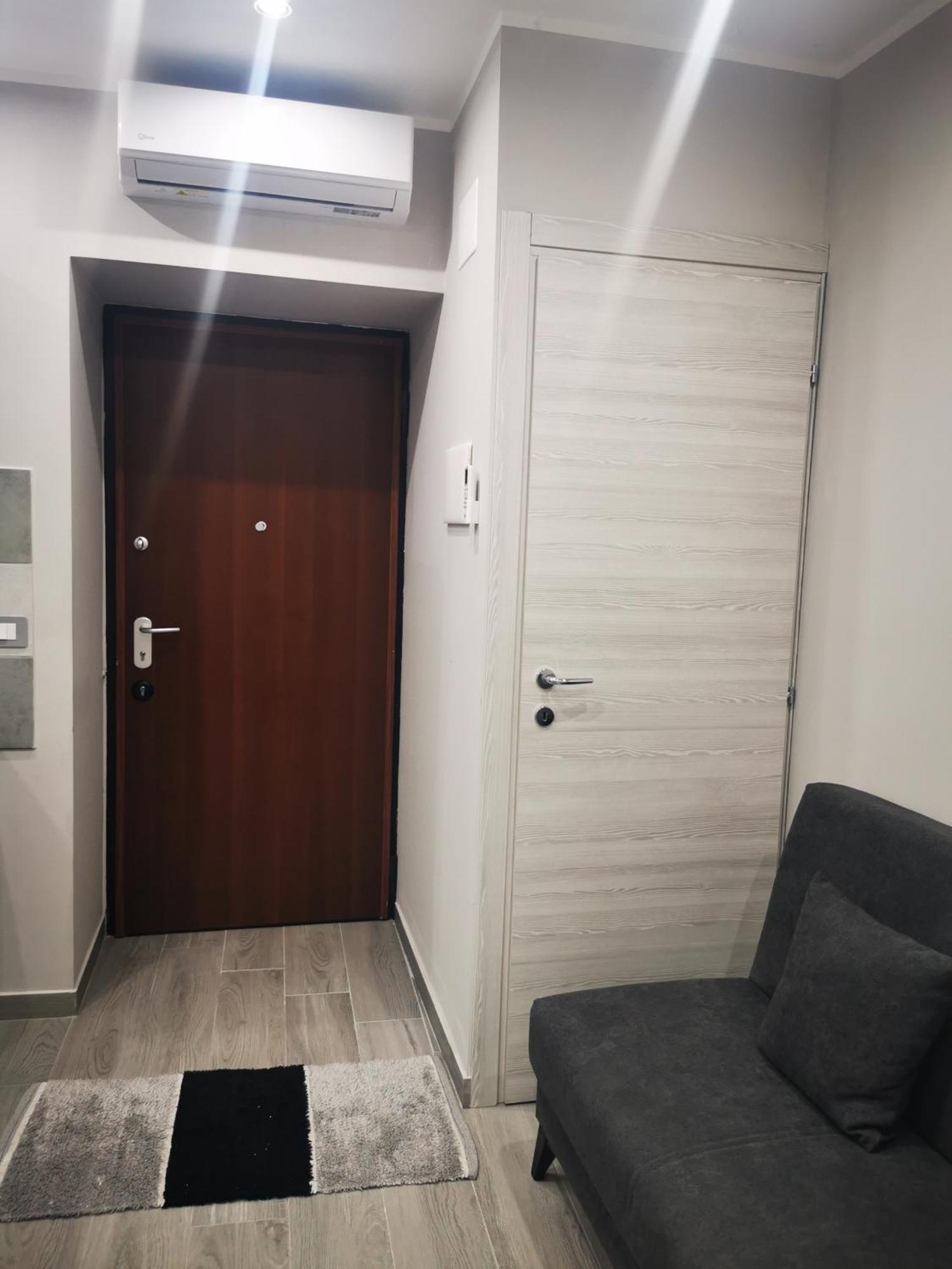Royal House Apartment Катания Екстериор снимка