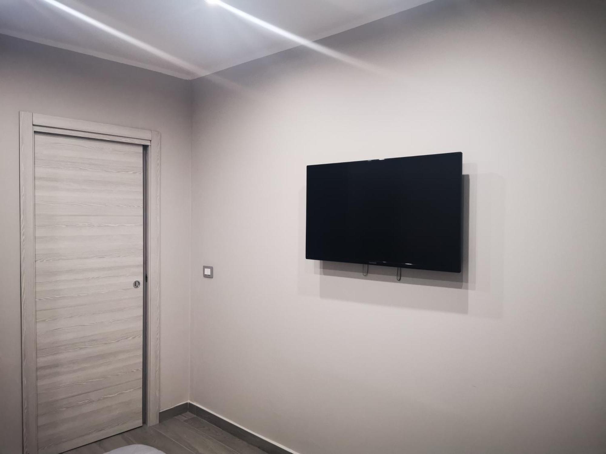 Royal House Apartment Катания Екстериор снимка
